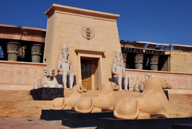 musée-du-cinéma-de-ouarzazate-au-maroc-214132685
